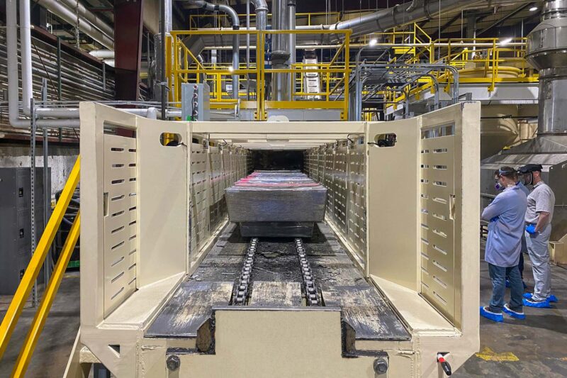 Lead conveyor in factory, material handling